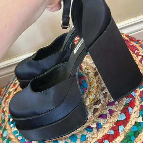 Steve Madden Charlize  black platform satin Maryjane babies heeled pumps shoes - Picture 5 of 10